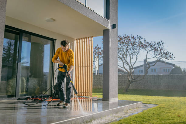 Best Animal Enclosure Cleaning  in Fayetteville, NY